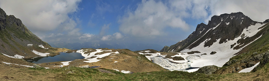 Vista dall'alto sui due laghetti di Ponteranica